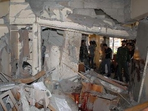 ເຫດວາງລະເບີດສະຫຼະຊີບຢູ່ຊີຣີ ເຮັດໃຫ້ທະຫານ 50 ຄົນເສຍຊີວິດ